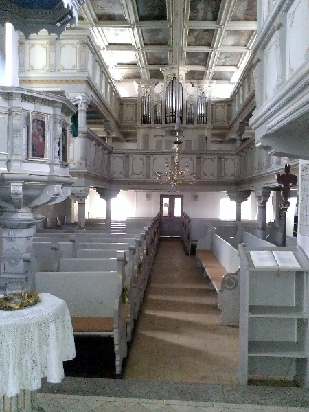 Orgel und Emporen